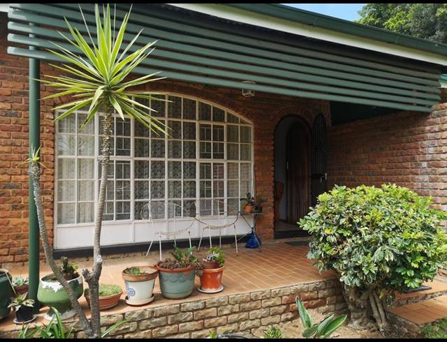 2 BEDROOM TOWNHOUSE FOR SALE IN MODIMOLLE